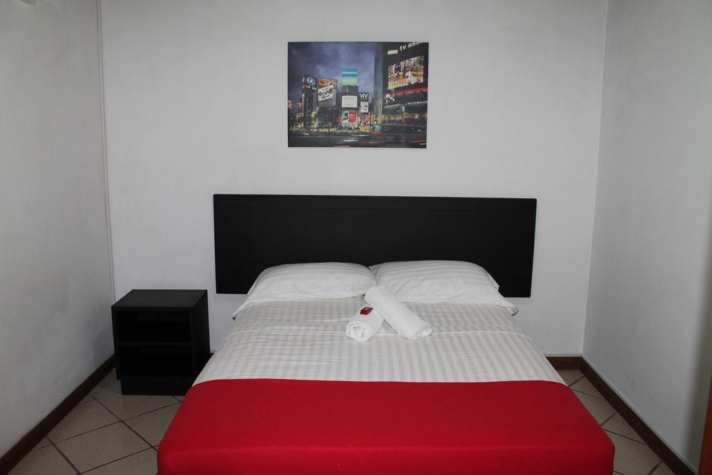 Pasadena Hostel Кали Экстерьер фото