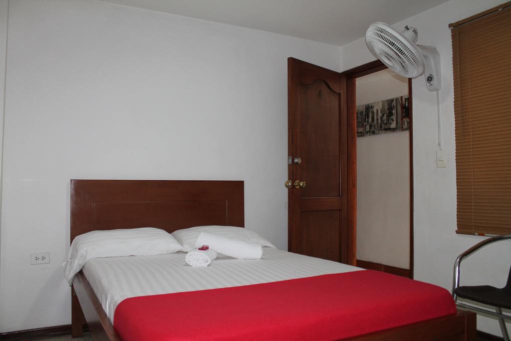 Pasadena Hostel Кали Номер фото