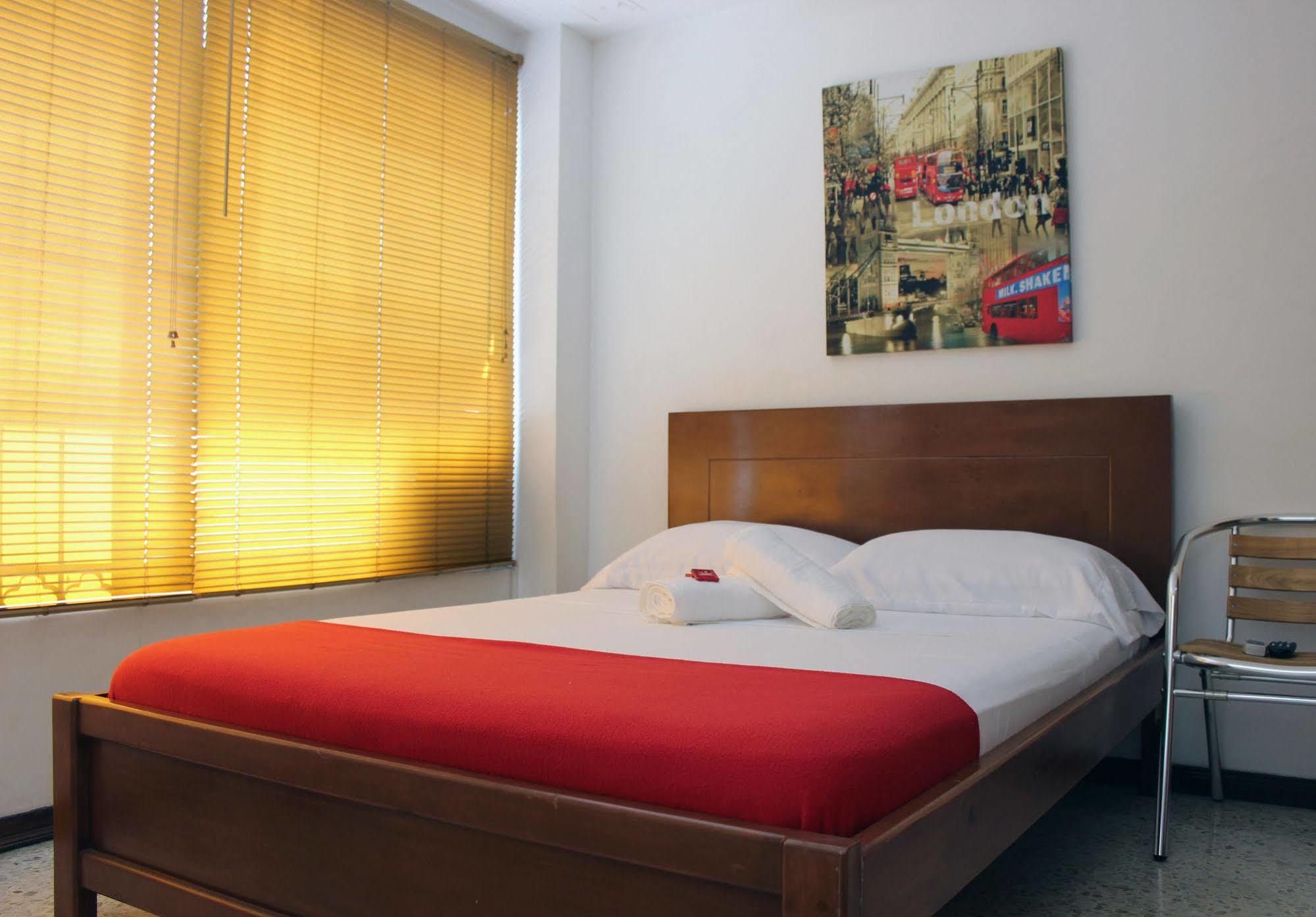 Pasadena Hostel Кали Экстерьер фото